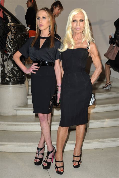 donatella versace e allegra|giovanni gianni versace.